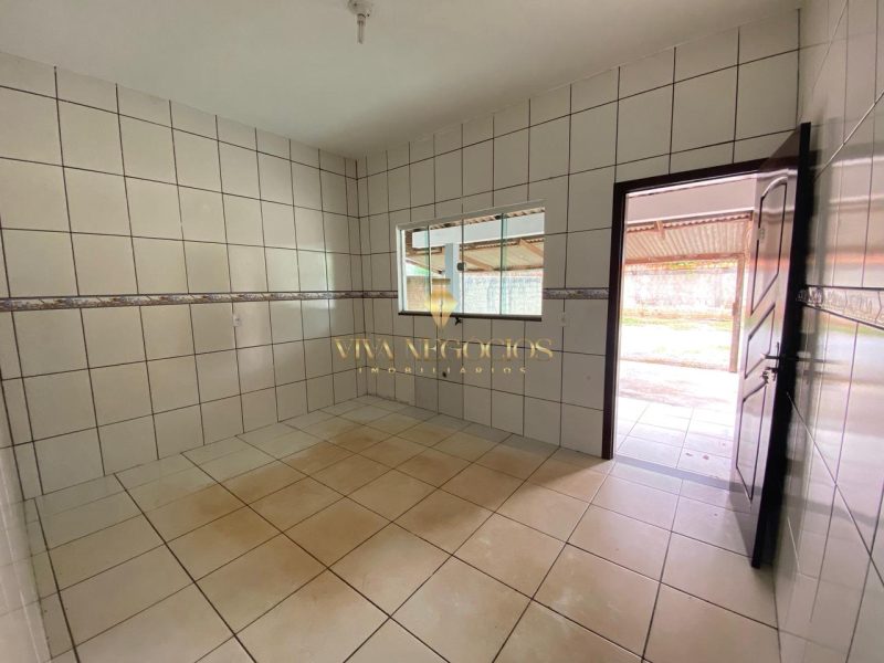 CASA Á VENDA - BAIRRO ARARA AZUL