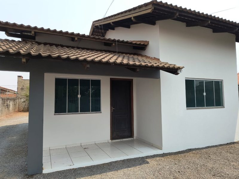 CASA A VENDA | BAIRRO ARARA AZUL