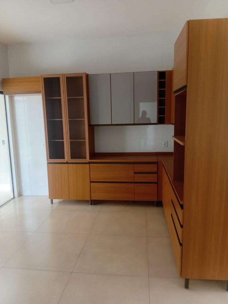 CASA EM CONDOMINIO PARA ALUGAR