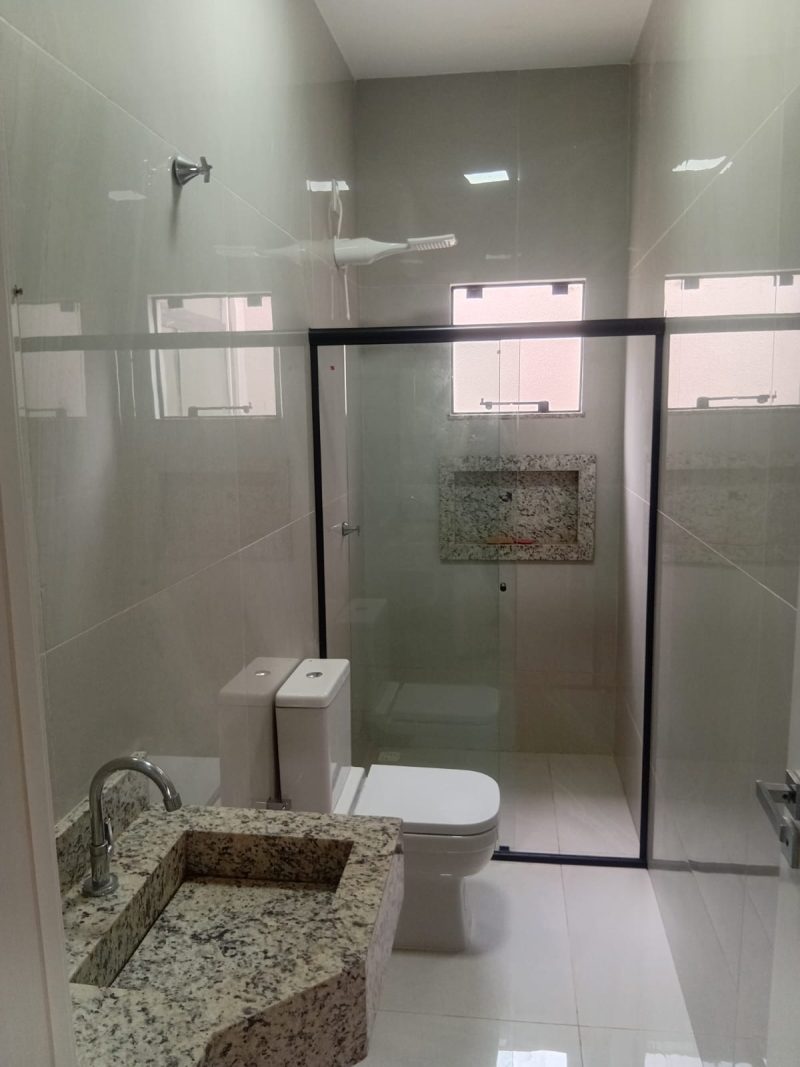 CASA EM CONDOMINIO PARA ALUGAR