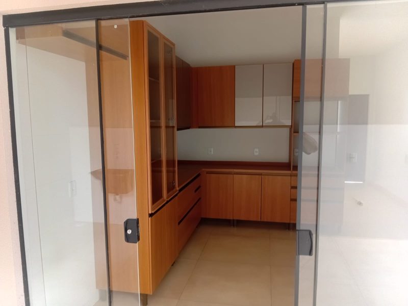 Casa em condomínio á venda | BAIRRO ORQUÍDEAS