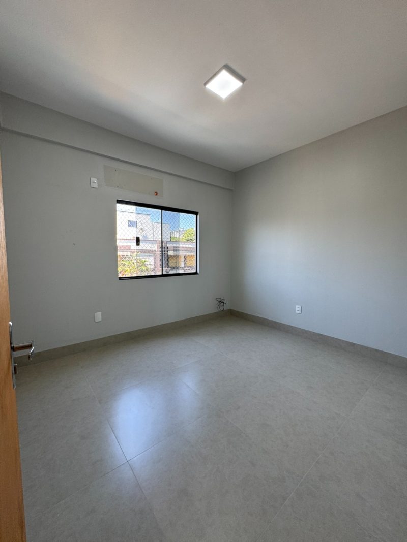 Aluga-se apartamento | Centro