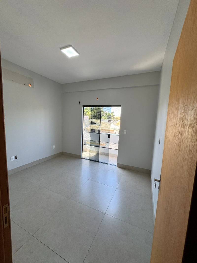 Aluga-se apartamento | Centro