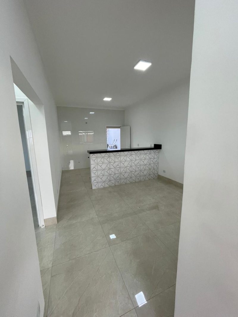 CASA Á VENDA I BAIRRO MONTSSERAT - NOVA MUTUM/ MT
