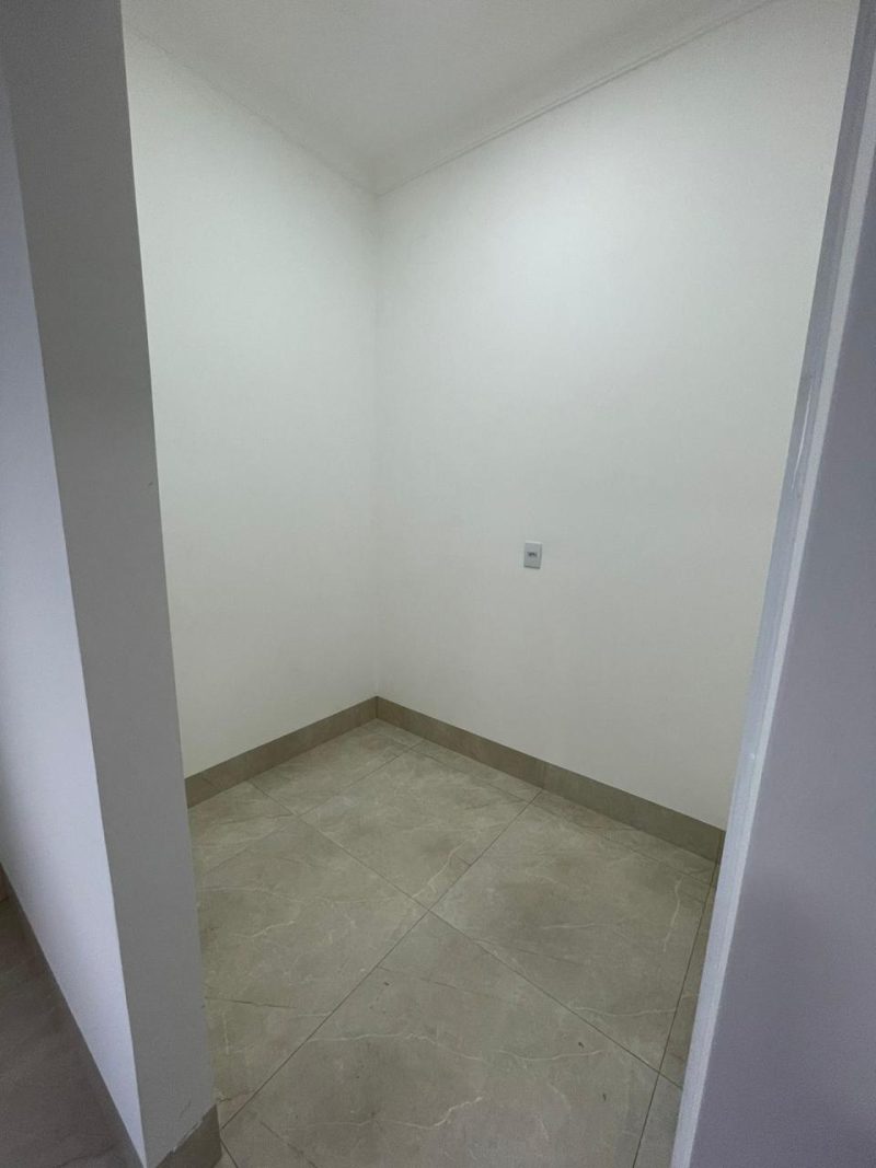 CASA Á VENDA I BAIRRO MONTSSERAT - NOVA MUTUM/ MT