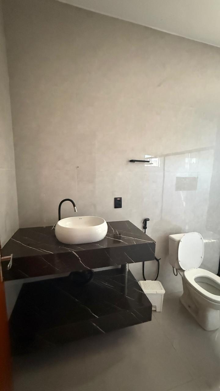 CASA Á VENDA\LOCAÇÃO I BAIRRO MONTSSERAT  - NOVA MUTUM/ MT